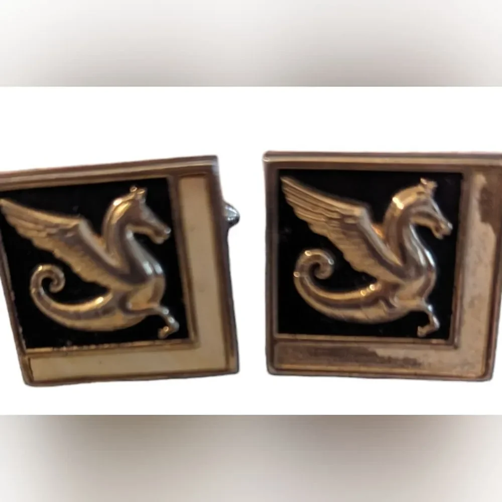 Collection‎ of Vintage Cufflinks Tie Clips and Dress Set for Men
